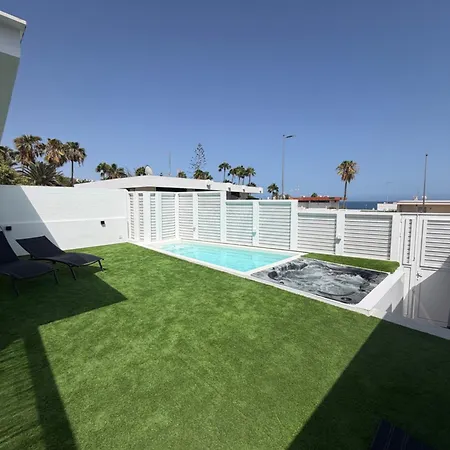 Semesterbostad Mimosas Suites-private & Pool-jacuzzi *