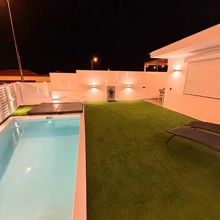 Mimosas Suites-private & Pool-jacuzzi Дом отдыха
